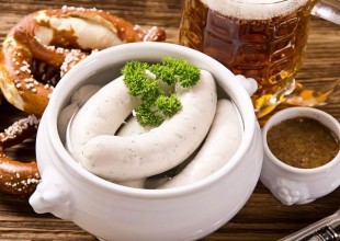 Münchner Weißwurst mit süßem Senf